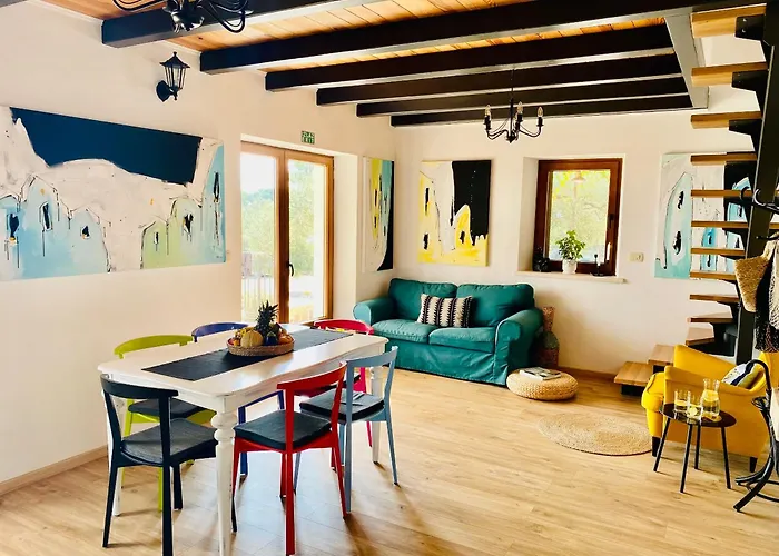 Frida Villa Sumartin