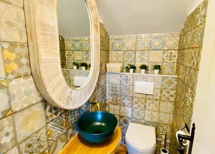 Frida Villa Sumartin