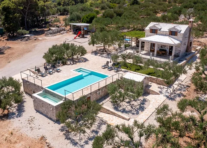 Frida Villa