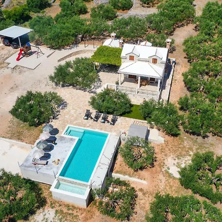 Frida Villa
